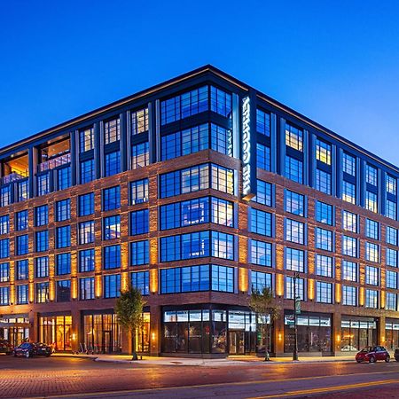 The Godfrey Detroit, Curio Collection By Hilton Hotell Exteriör bild