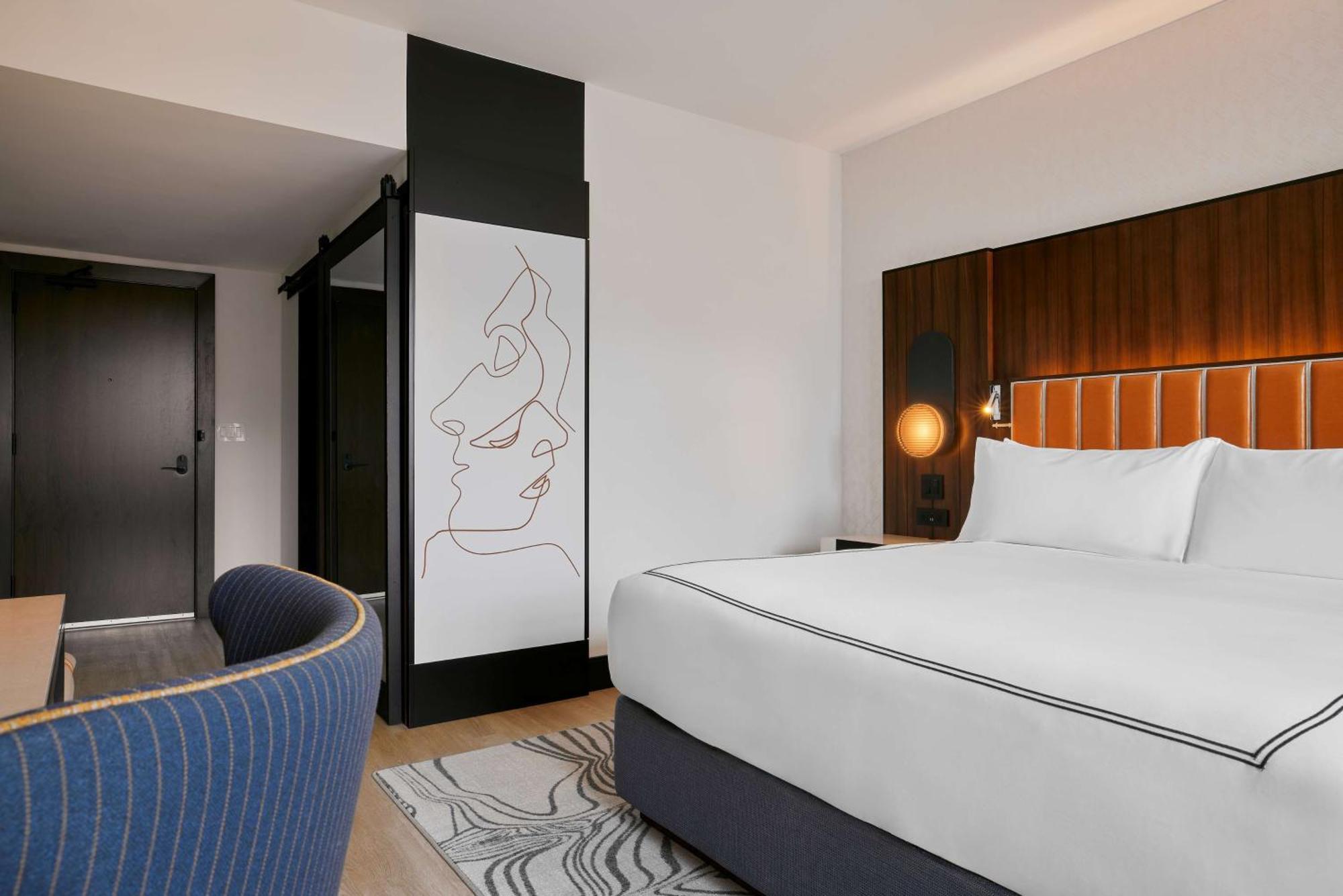 The Godfrey Detroit, Curio Collection By Hilton Hotell Exteriör bild