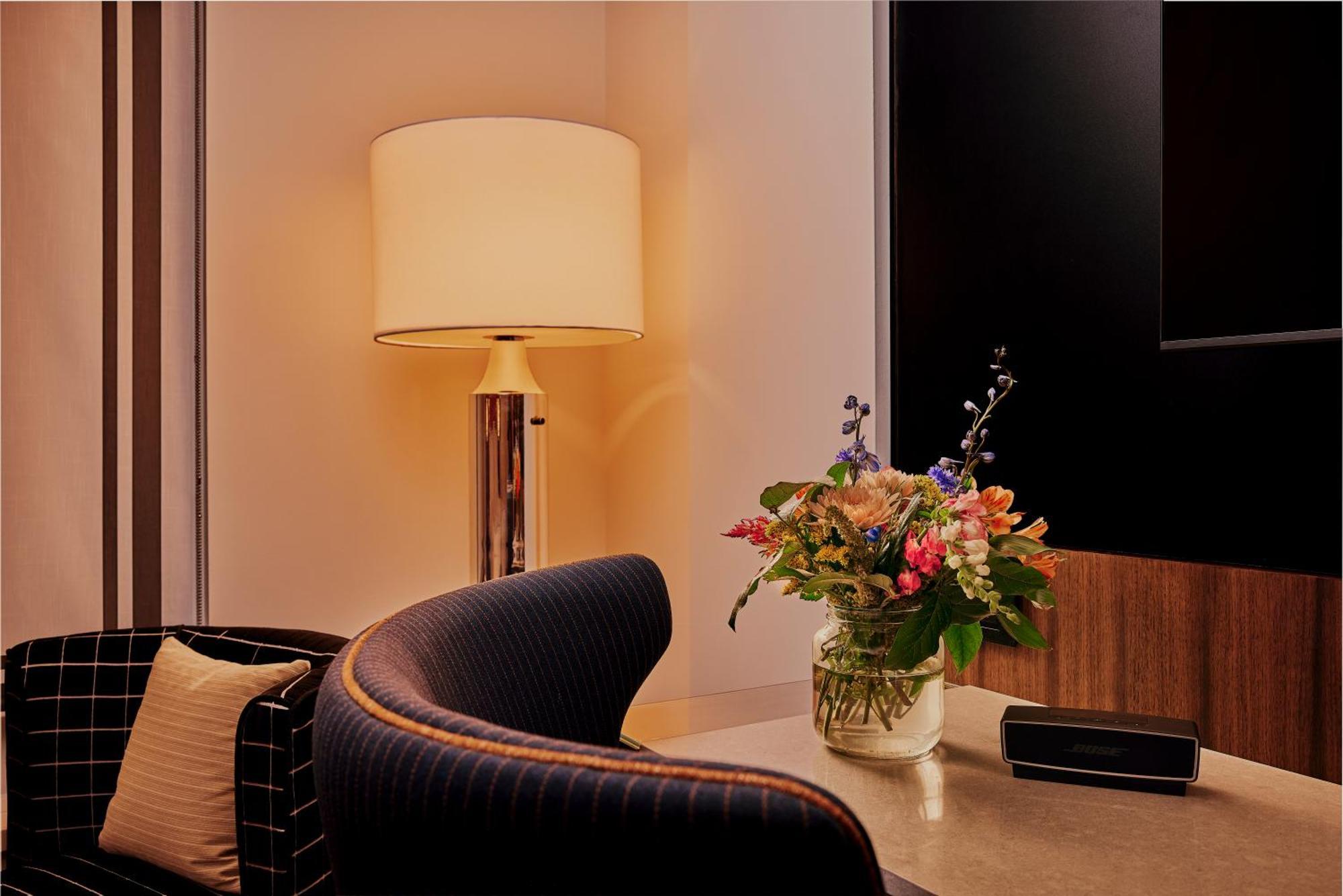The Godfrey Detroit, Curio Collection By Hilton Hotell Exteriör bild